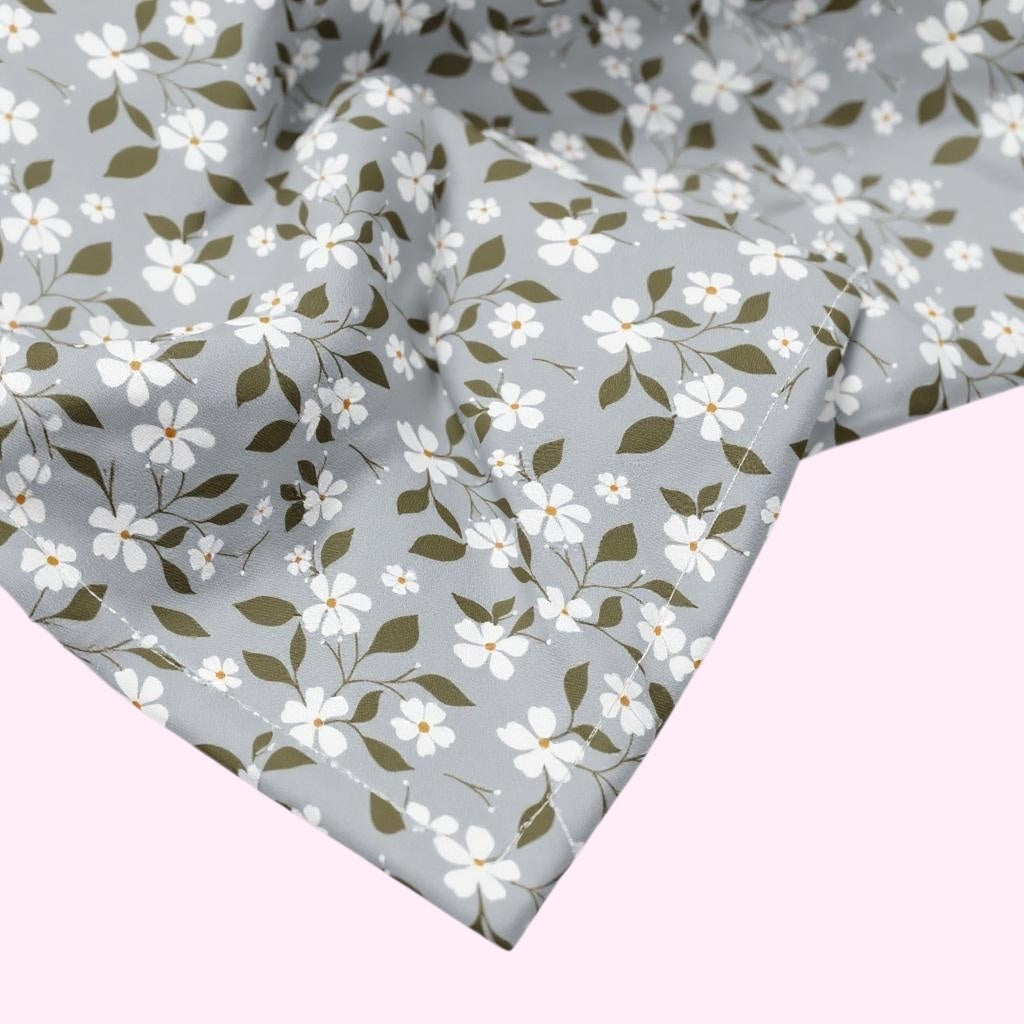 Symmetrical flowers bandana